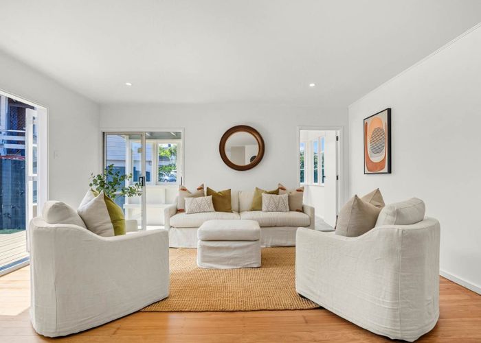  at 2 Thomson Street, Mount Roskill, Auckland City, Auckland