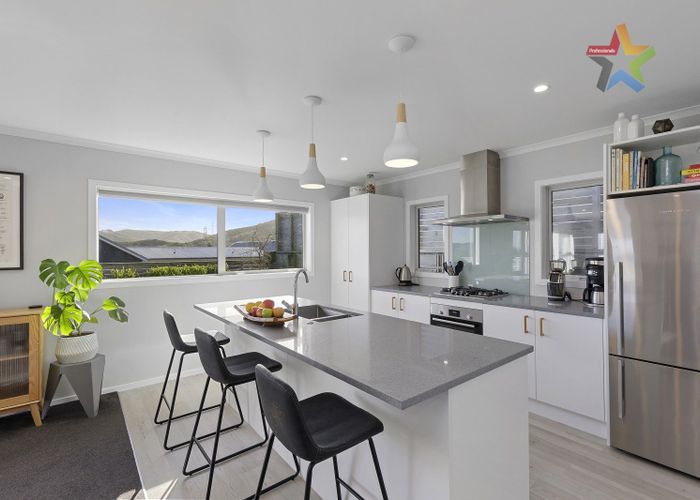  at 157 Waipounamu Drive, Kelson, Lower Hutt