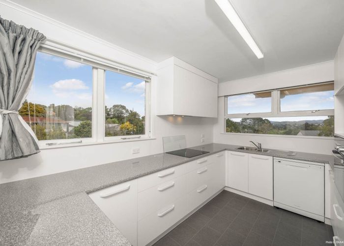  at 10 Anita Avenue, Mount Roskill, Auckland City, Auckland