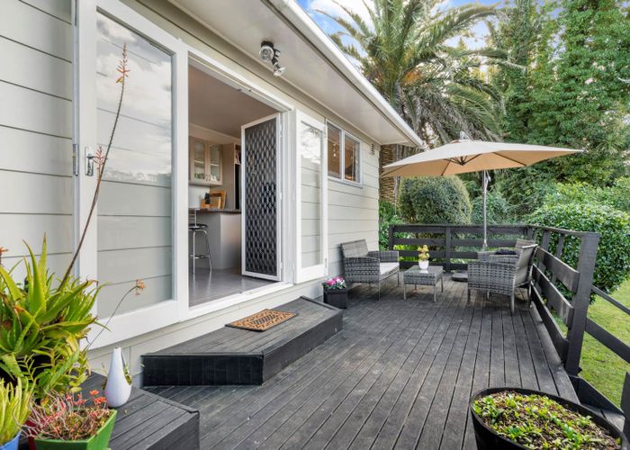  at 17 Scarlet Drive, Ranui, Auckland