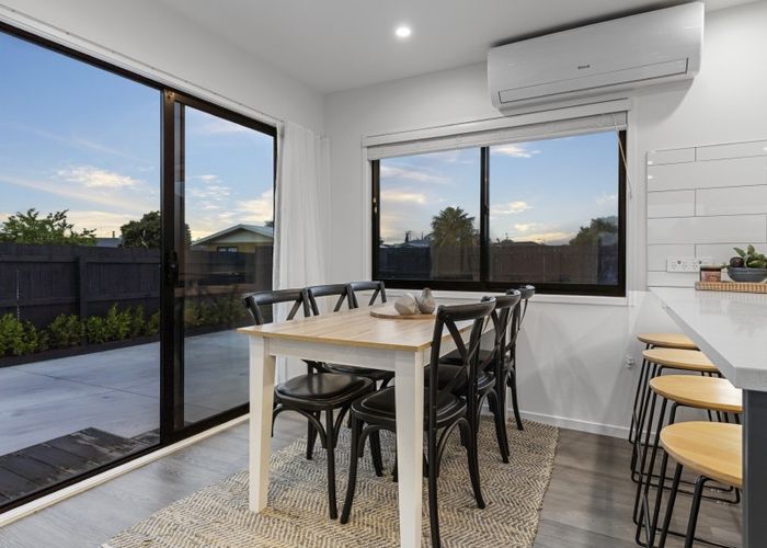  at 11 Lyn Grove, Papamoa Beach, Papamoa