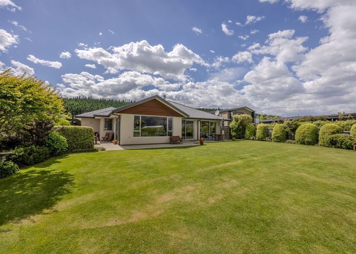  at 5 Centre Crescent, Wanaka, Wanaka, Otago