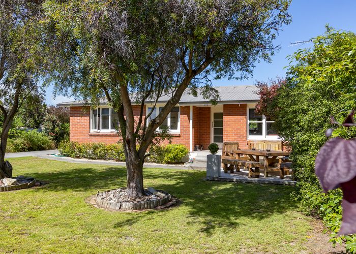  at 60 Cologne Street, Martinborough