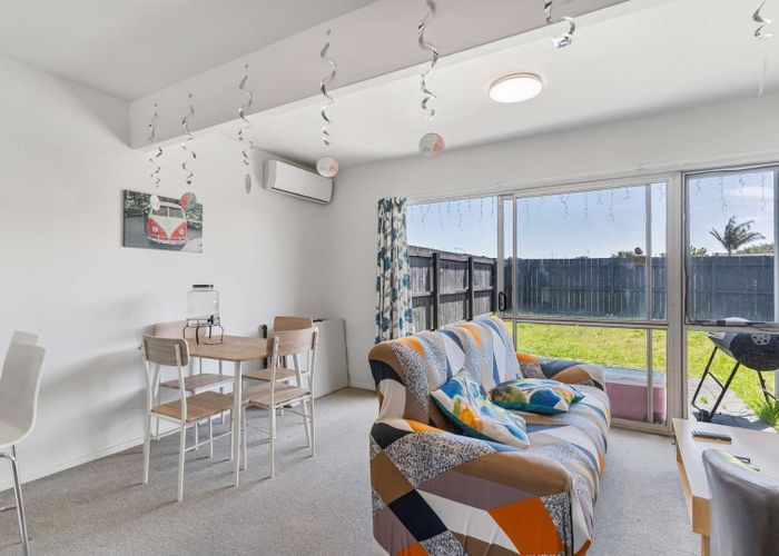  at 2/30 Waipuna Road, Mount Wellington, Auckland City, Auckland