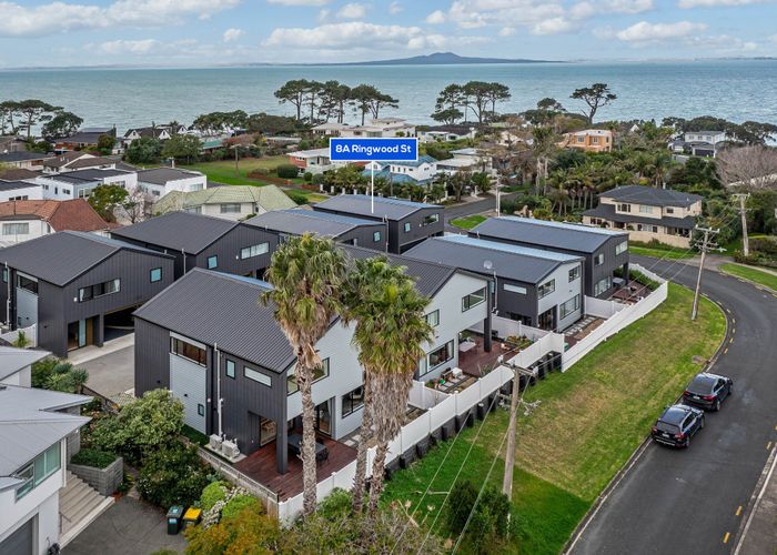  at 8A Ringwood Street, Torbay, Auckland