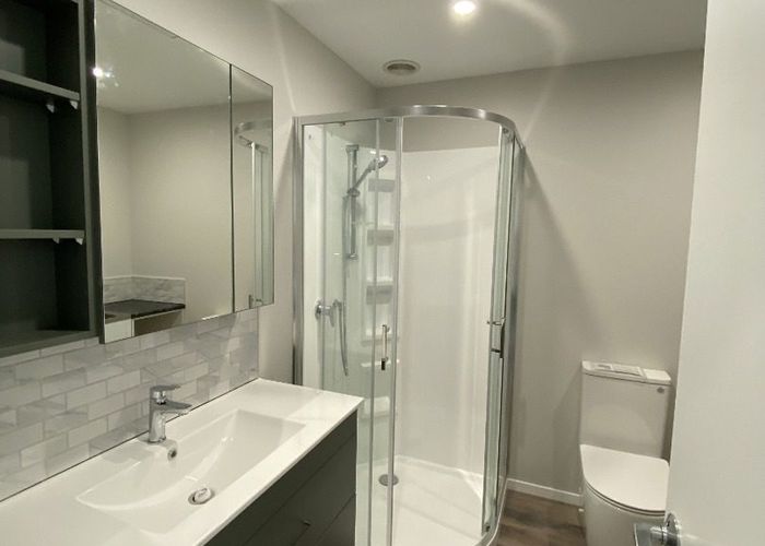  at 18/4 Northpoint Street, Plimmerton, Porirua, Wellington