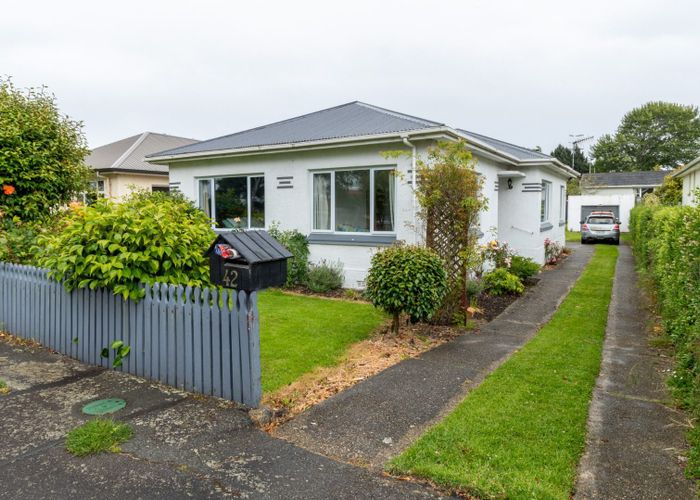  at 42 Melbourne Street, Windsor, Invercargill, Southland