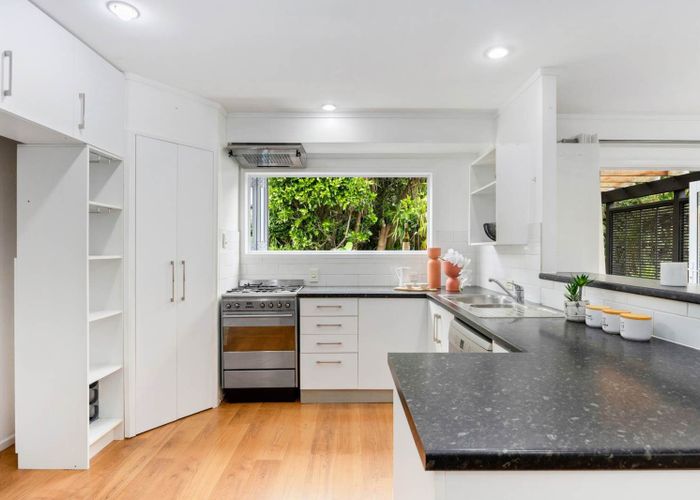  at 20 Penguin Drive, Murrays Bay, Auckland
