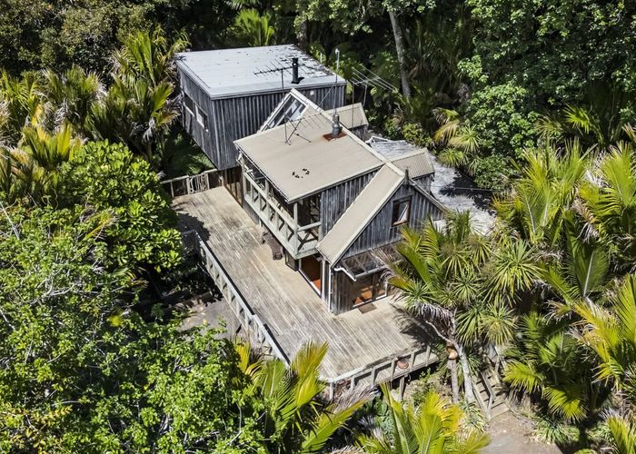  at 40 Lone Kauri Road, Karekare, Waitakere City, Auckland