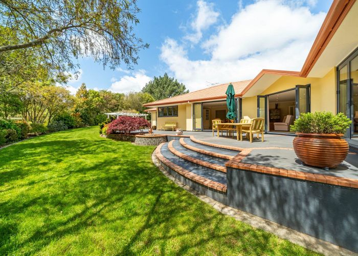  at 9 Marua Palm Grove, Timberlea, Upper Hutt, Wellington