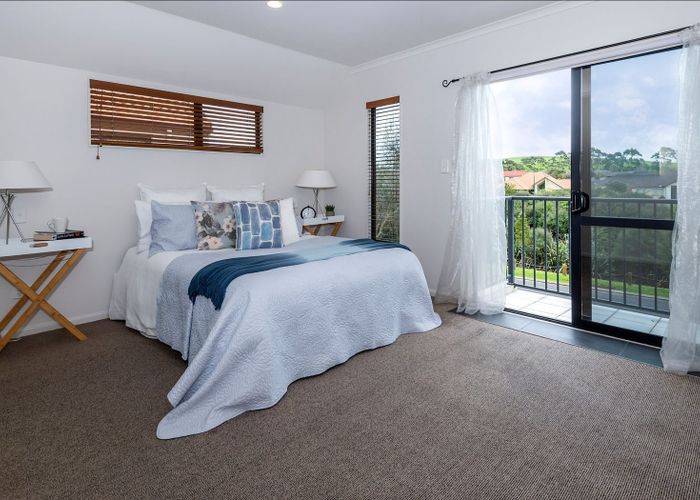  at 2/27 Kellaway Drive, East Tamaki, Manukau City, Auckland