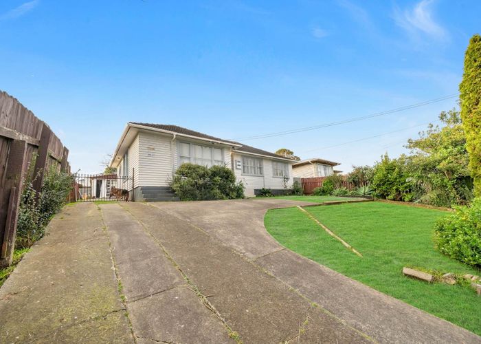  at 30 Plumley Crescent, Mangere, Manukau City, Auckland