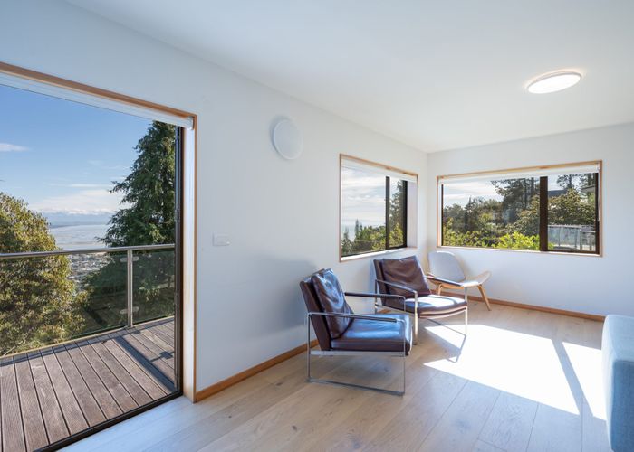  at 320b Princes Drive, Britannia Heights, Nelson, Nelson / Tasman