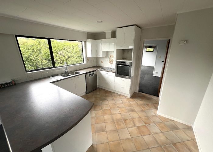  at 25 Ngatitoa Street, Tawa, Wellington