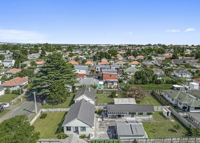  at 26 Coral Crescent, Panmure, Auckland City, Auckland