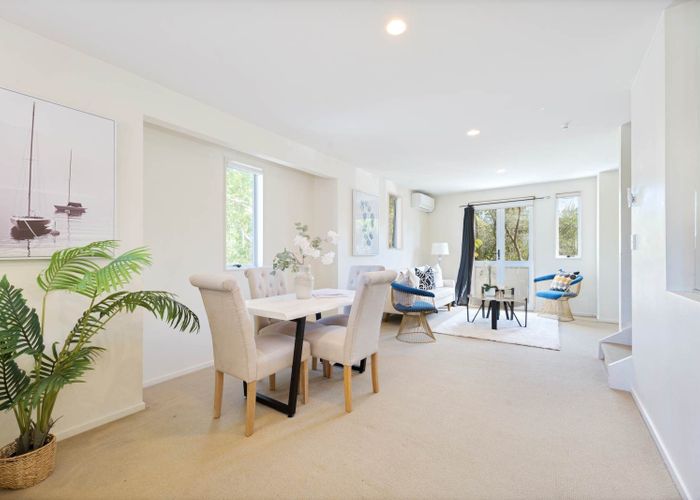  at 1 Albionvale Road, Glen Eden, Waitakere City, Auckland