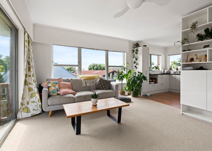  at 4/14 Ewen Alison Avenue, Devonport, Auckland