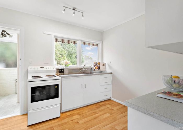  at 4/15 Esmonde Road, Takapuna, North Shore City, Auckland