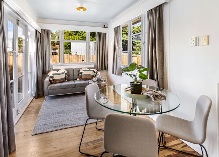  at 102 Holland Road, Fairfield, Hamilton, Waikato