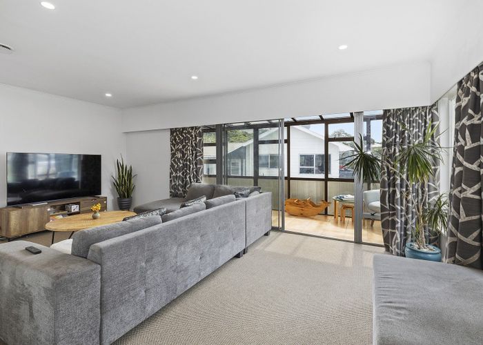  at 9 Blandford Way, Newlands, Wellington