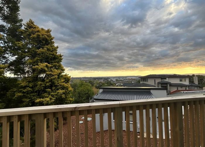  at 41B Gracechurch Drive, Flat Bush, Auckland