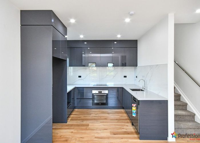  at 237 Weymouth Road, Manurewa, Auckland