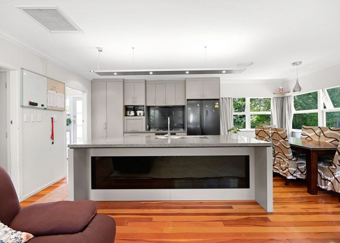  at 2 Carrington Avenue, Hillcrest, Hamilton, Waikato