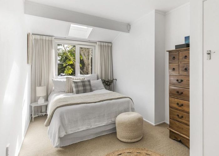  at 43b Aeroview Drive, Beach Haven, North Shore City, Auckland