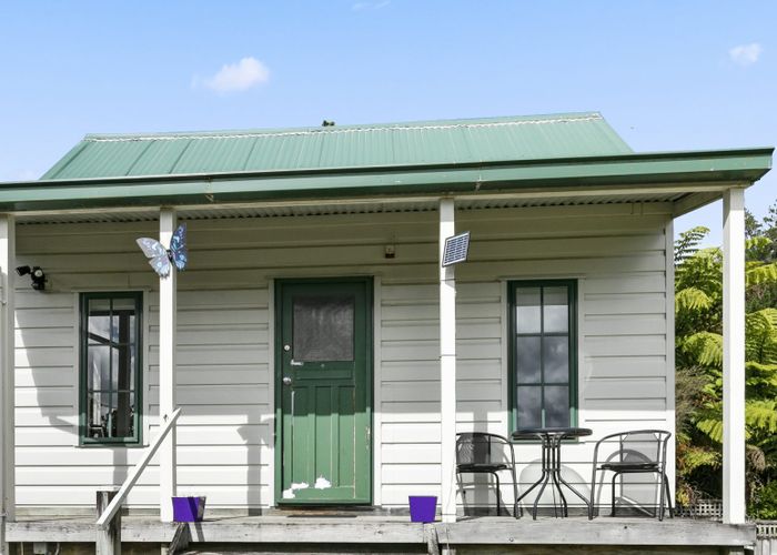  at 2/9 Montgomery Street, Stokes Valley, Lower Hutt, Wellington