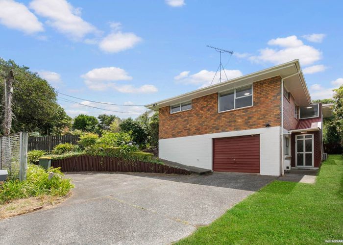 at 122 Whanagaparoa Road, Red Beach, Rodney, Auckland