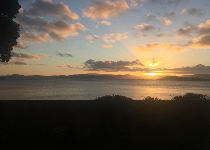  at 225 Marine Drive, Lowry Bay, Lower Hutt