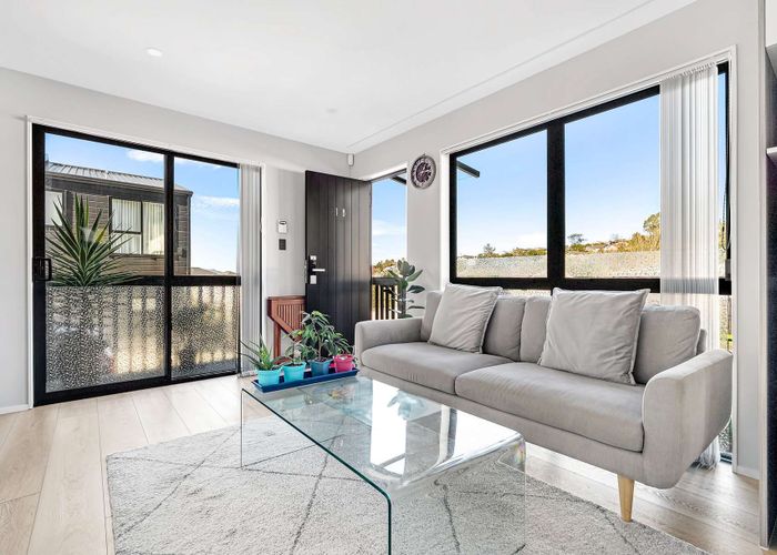  at 1B Tacitus Place, Totara Vale, North Shore City, Auckland