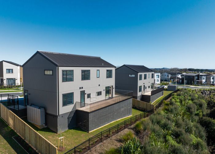  at 3 Koura Road, Flat Bush, Manukau City, Auckland