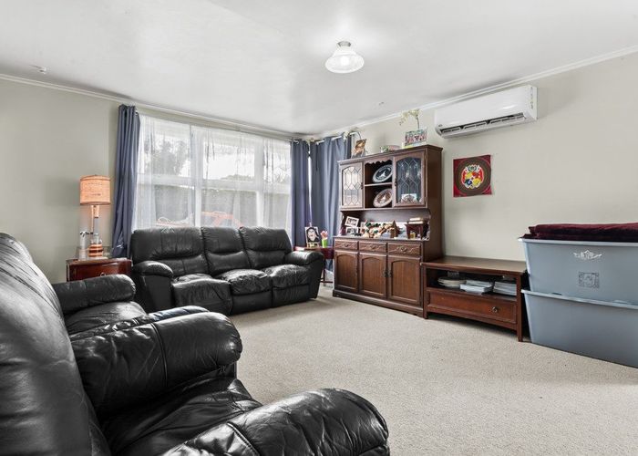  at 17 Oxford Road, Manurewa, Manukau City, Auckland