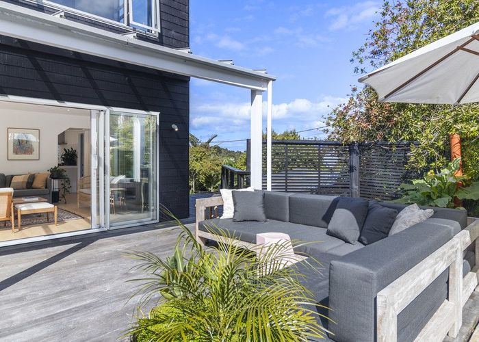  at 88 Queens Drive, Oneroa, Waiheke Island