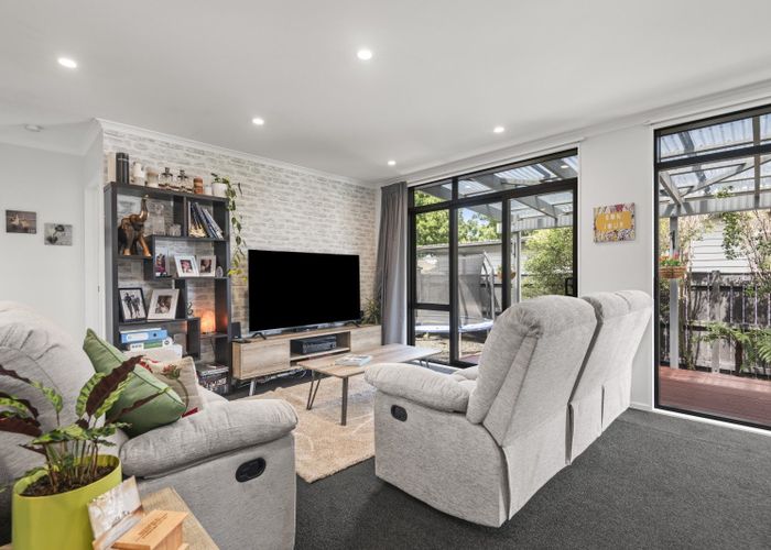  at 54 Exeter Crescent, Takaro, Palmerston North