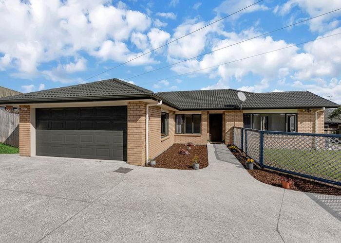  at 15 Broadhurst Road, Flat Bush, Manukau City, Auckland