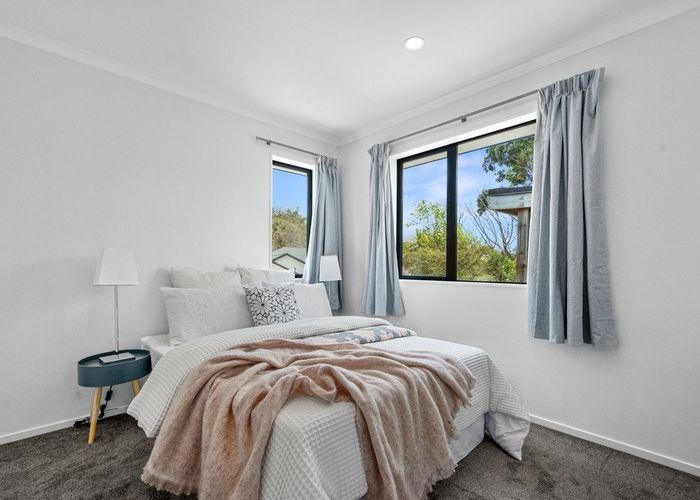  at 59 Sungrove Rise, Sunnyvale, Waitakere City, Auckland