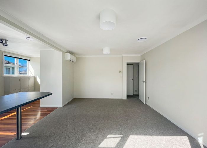  at 17 Lorne Street, Melville, Hamilton