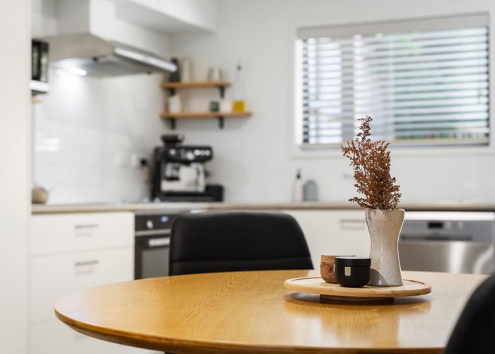 at 4/94 Glengarry Road, Glen Eden, Waitakere City, Auckland