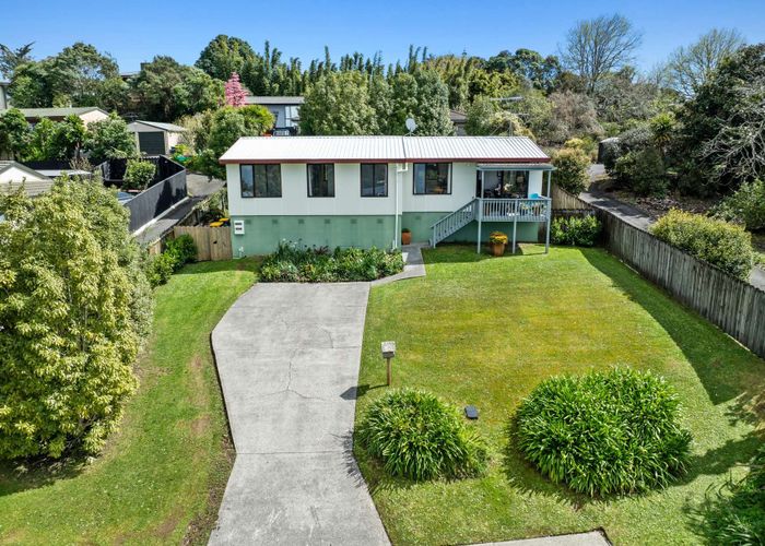  at 28 Kotinga Avenue, Glen Eden, Auckland