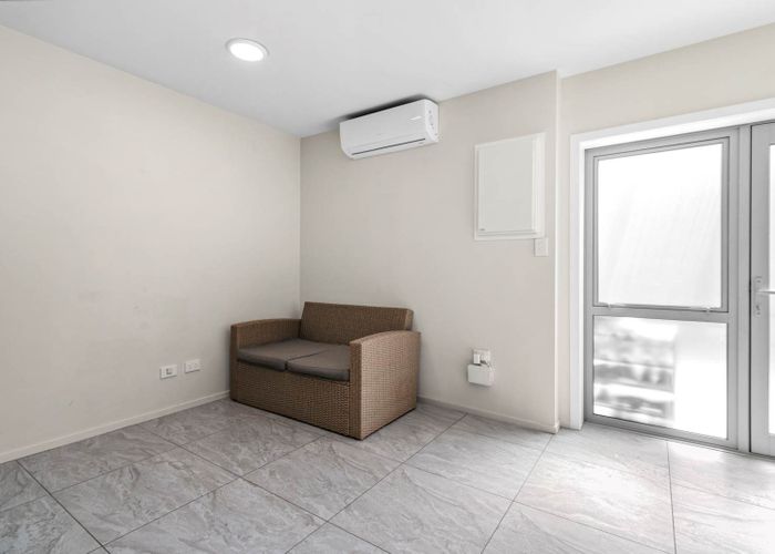  at 1/16 Fairway Drive, Mount Roskill, Auckland City, Auckland