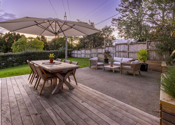  at 19 Bernard Magnus Lane, Greenhithe, Auckland
