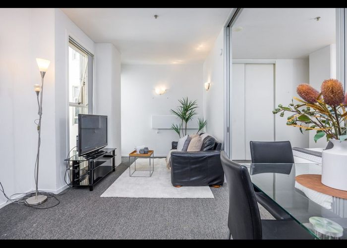  at 607/105 Queen Street, Auckland Central, Auckland