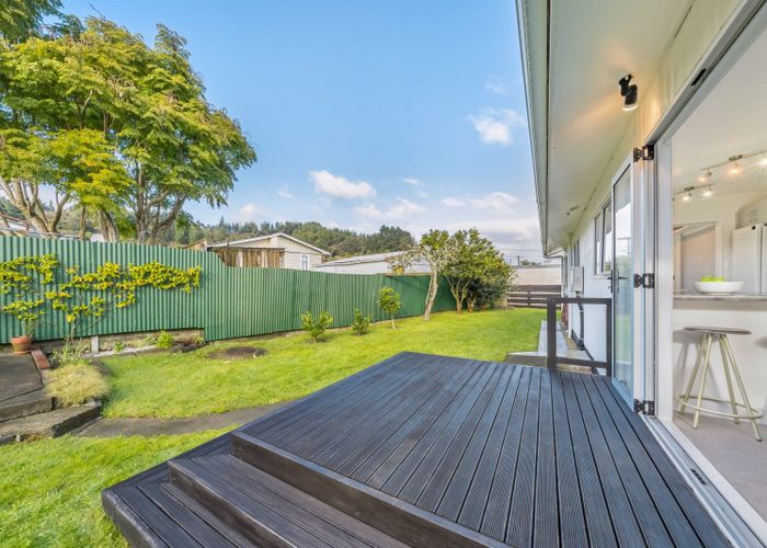  at 11A Mangaroa Hill Road, Maoribank, Upper Hutt