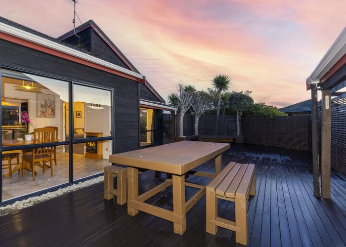  at 18 Wood Leigh, Paraparaumu Beach, Paraparaumu