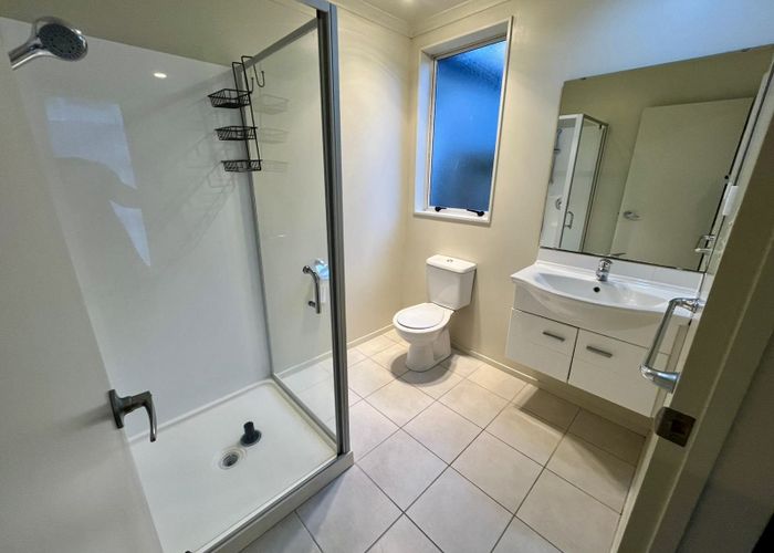  at Zabeel Crescent, Takanini, Papakura, Auckland