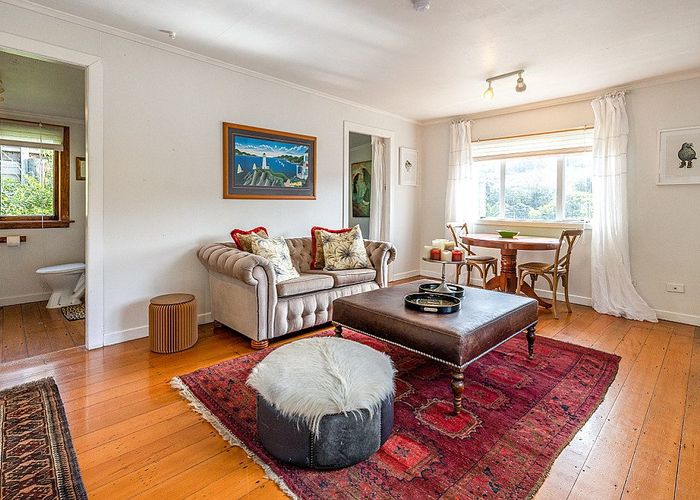  at 29 Ocean Road, Surfdale, Waiheke Island