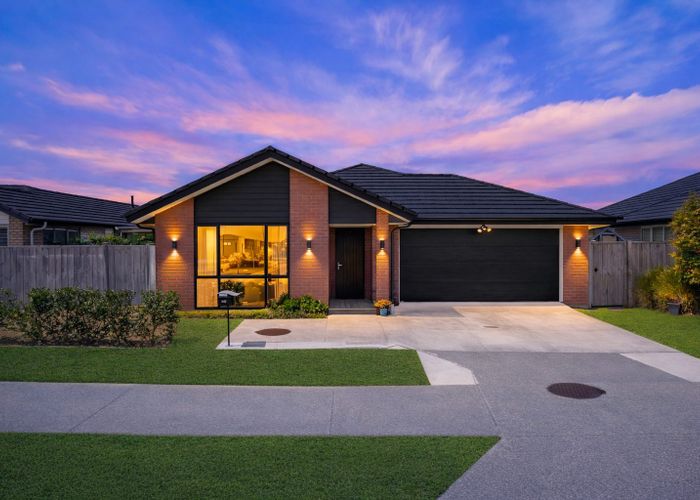  at 30 Waituarua Drive, Conifer Grove, Papakura, Auckland