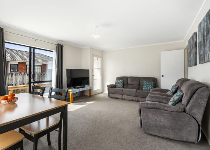  at 3/34 Wairau Ave, Avondale, Auckland City, Auckland
